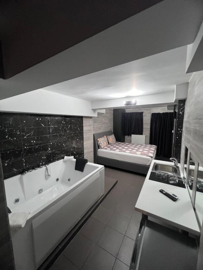 Jacuzzi Suites 2 Tessalónica Exterior foto
