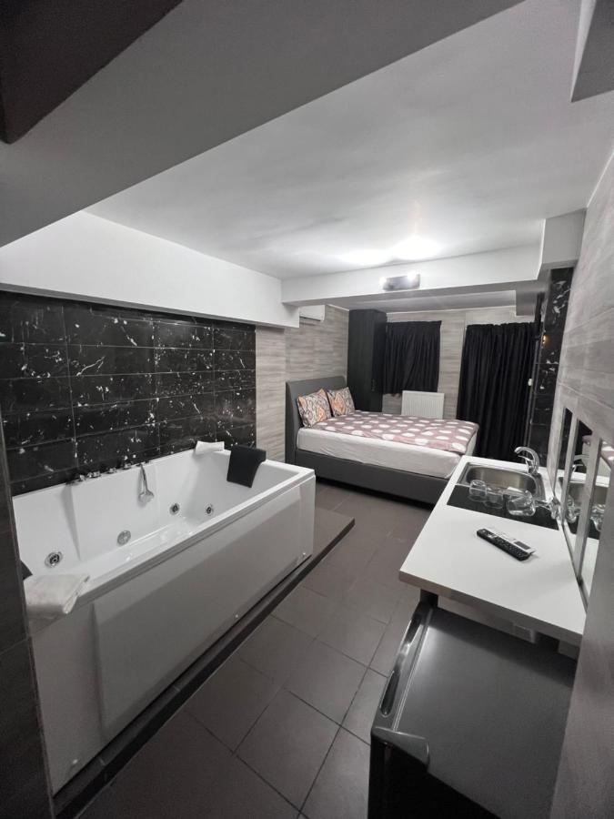 Jacuzzi Suites 2 Tessalónica Exterior foto